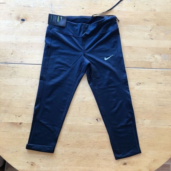 Nike Fast Crop Running Capri Leggings Size Sm - Picture 3 of 11